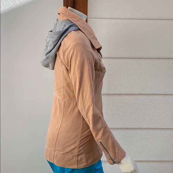 Hurley - Picture 2 of 10